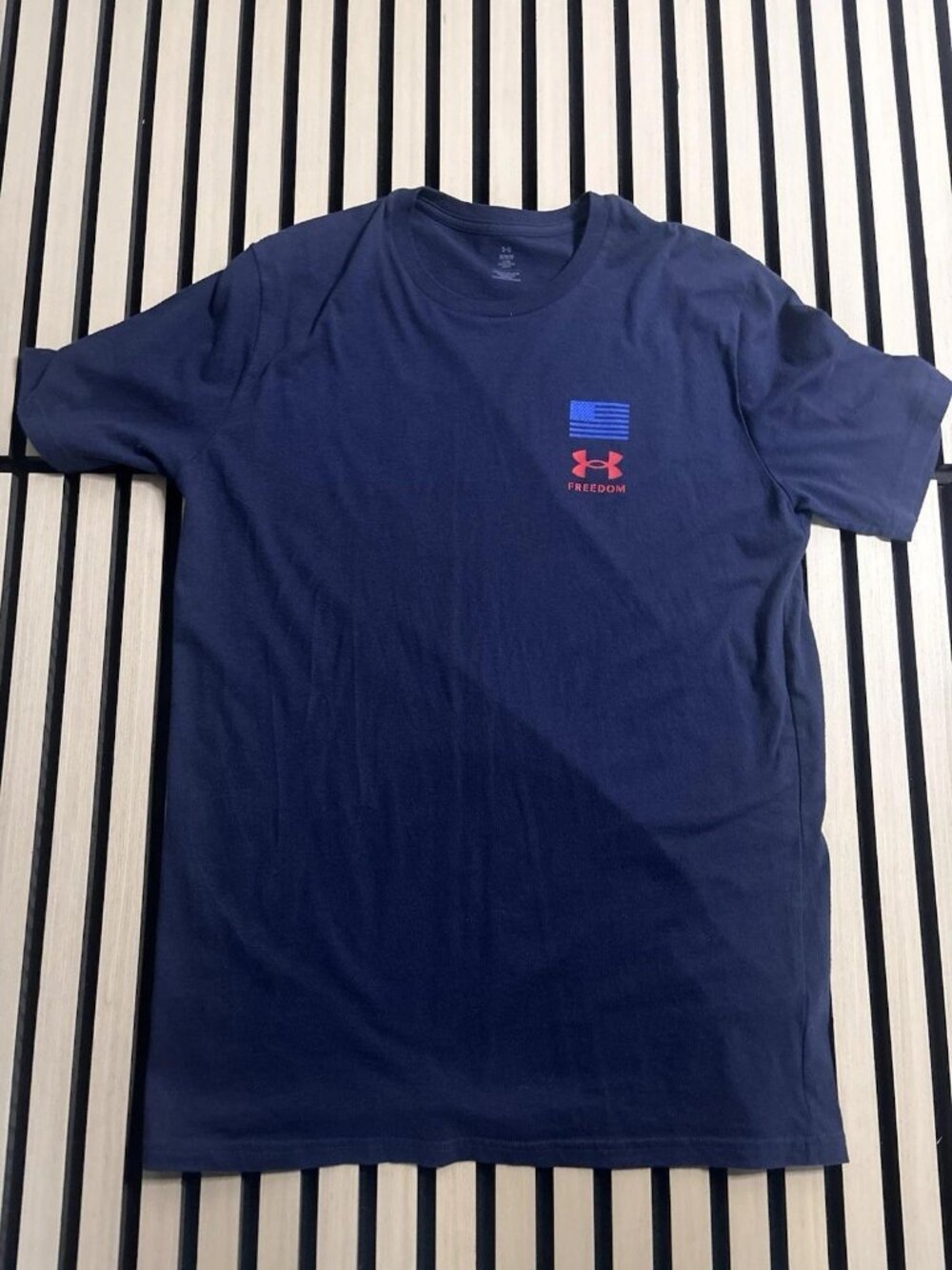 Under Armour Navy Active T-Shirt Men's Medium
